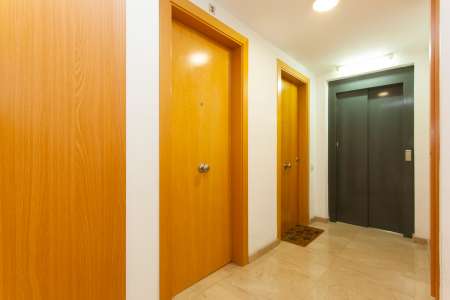 Wohnung zur Miete in Barcelona Sant Gil - Ronda Universitat