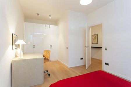 Ampio e luminoso appartamento in affitto a Barcellona