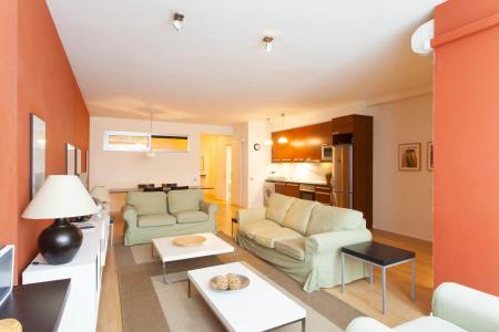 Ampio e luminoso appartamento in affitto a Barcellona