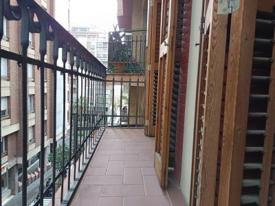 Apartment for Rent in Barcelona Verdi - Travessera De Dalt