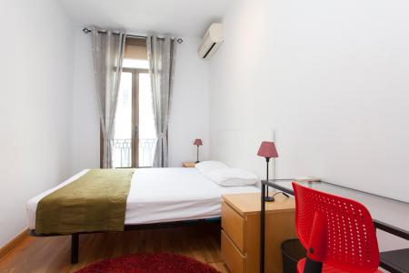 Appartement te huur in Barcelona Diputació - Muntaner