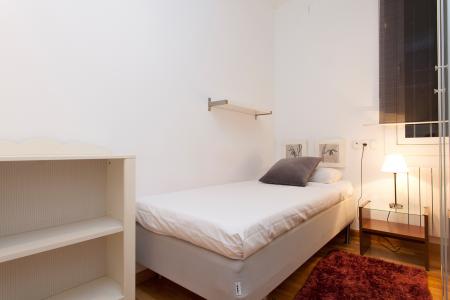 Appartement te huur in Barcelona Diputació - Muntaner