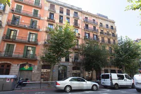 Appartement te huur in Barcelona Diputació - Muntaner
