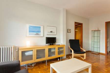 Appartement te huur in Barcelona Plaza Gala Placidia - Ferrocarrils Gracia