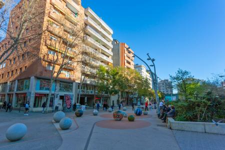 Appartement te huur in Barcelona Plaza Gala Placidia - Ferrocarrils Gracia