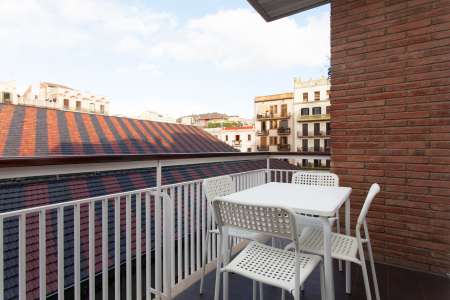 Appartement te huur in Barcelona Plaza Gala Placidia - Ferrocarrils Gracia