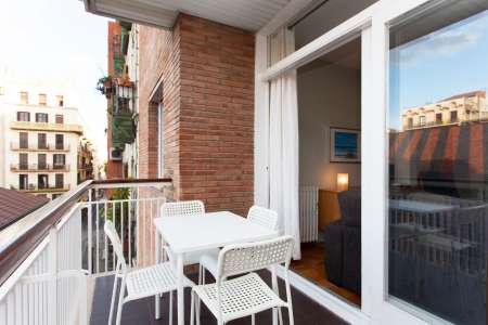 Appartement te huur in Barcelona Plaza Gala Placidia - Ferrocarrils Gracia