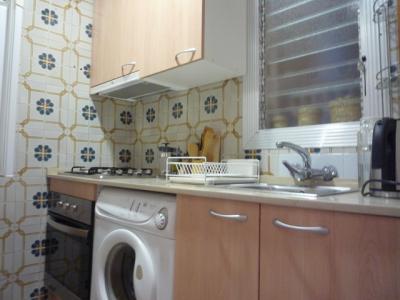 Appartement te huur in Barcelona Piquer - Avda Paral.lel