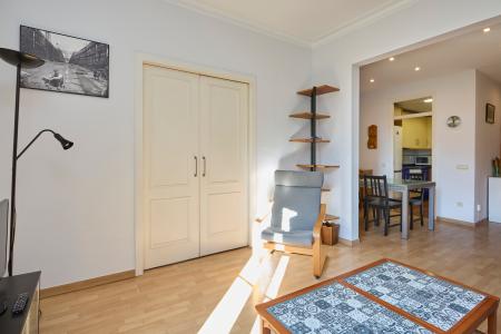 Flat rental in Carrer de Sepúlveda Eixample district of Barcelona
