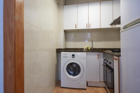 Studio zur Miete in Barcelona Sant Bonaventura - Santa Anna