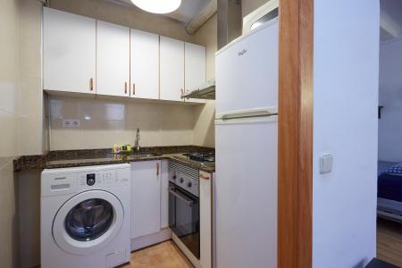 Studio zur Miete in Barcelona Sant Bonaventura - Santa Anna