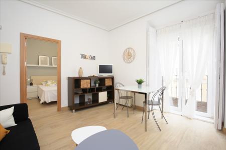 Piso cálido de alquiler en c/ Barcelona cerca de la Puerta del Sol