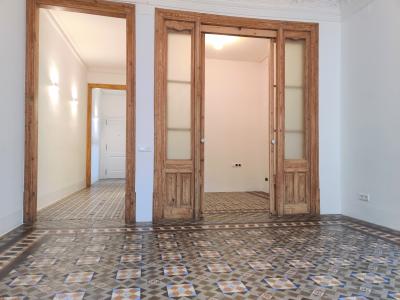 Pis en Lloguer a Barcelona Carme - La Rambla