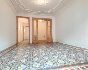 Pis en Lloguer a Barcelona Carme - La Rambla