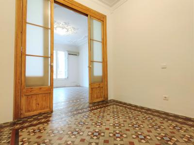 Pis en Lloguer a Barcelona Carme - La Rambla