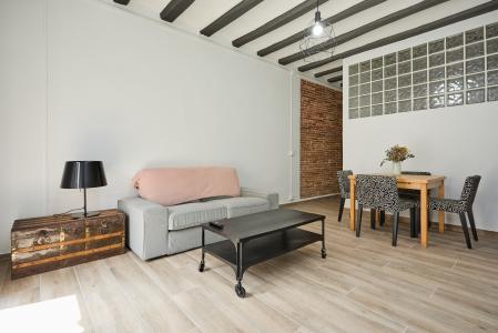 Apartamento de alquiler frente a Plaça del Pedró