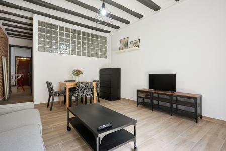 Apartamento de alquiler frente a Plaça del Pedró