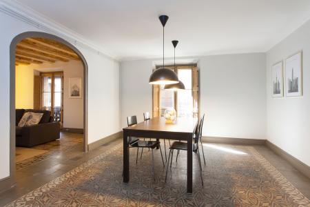 Appartement te huur in Barcelona Palau - Plaça Sant Jaume