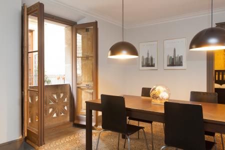 Appartement te huur in Barcelona Palau - Plaça Sant Jaume
