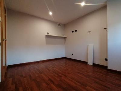 Otro zur Miete in Hospitalet Mileva Maric - Ciències