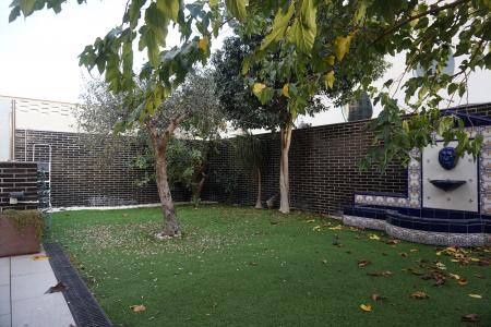 Otro te huur in Hospitalet Mileva Maric - Ciències