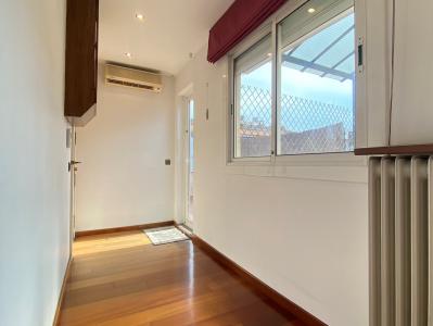 Penthouse for Rent in Barcelona Aragó - Aribau