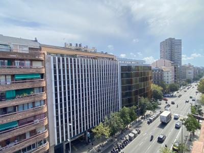 Penthouse for Rent in Barcelona Aragó - Aribau