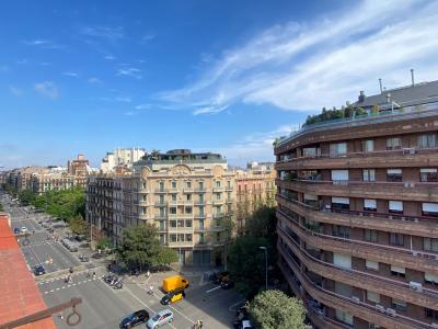Penthouse for Rent in Barcelona Aragó - Aribau
