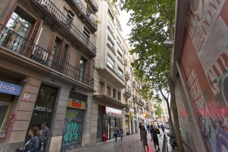 Penthouse te huur in Barcelona Ronda Sant Antoni - Villarroel