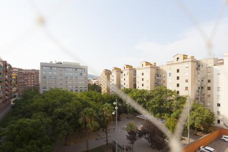 Piso en Alquiler en Barcelona València - Llançà (parking Incluido)