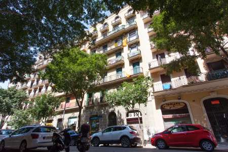 Appartement te huur in Barcelona Provença - Calabria