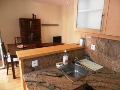 Pis en Lloguer a Barcelona Begur - Carrer De Sants (parking Incluido)