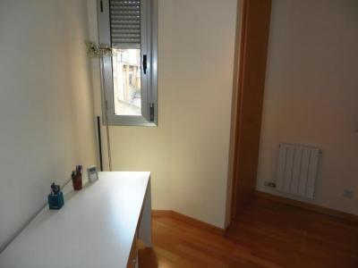 Pis en Lloguer a Barcelona Begur - Carrer De Sants (parking Incluido)