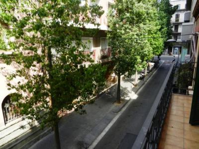 Pis en Lloguer a Barcelona Begur - Carrer De Sants (parking Incluido)
