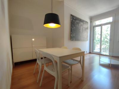 Appartamento in Affitto a Barcelona Providència - Plaça Rovira