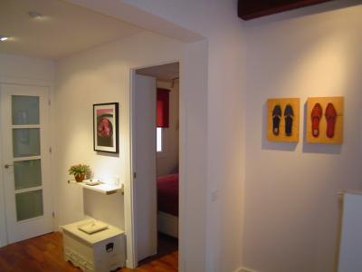 Appartement te huur in Barcelona Passatge Sant Benet - Arc De Triomf