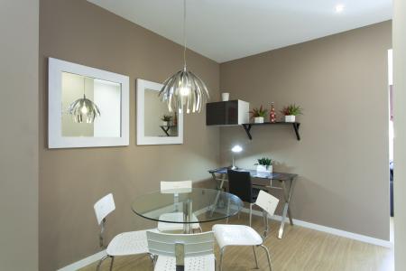 Appartement te huur in Barcelona Avenida Gaudi - Córcega