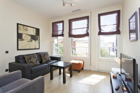 Appartement te huur in Barcelona Avenida Gaudi - Córcega