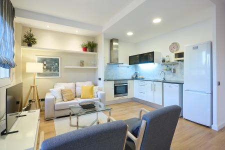 Piso de alquiler en calle Sardenya con Pujades