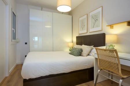 Piso de alquiler en calle Sardenya con Pujades