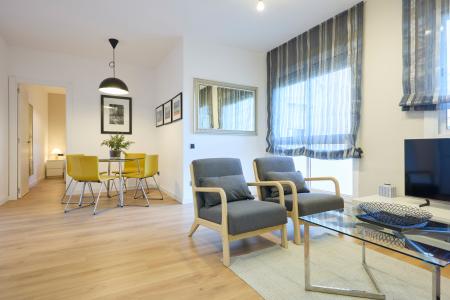 Piso de alquiler en calle Sardenya con Pujades