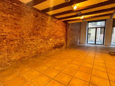 Commercial for Rent in Barcelona Passatge Sant Benet - Arc De Triomf (local)