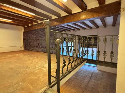 Commercial for Rent in Barcelona Passatge Sant Benet - Arc De Triomf (local)