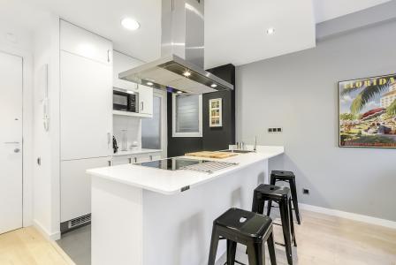 Appartamento in Affitto a breve termine a Barcelona Plaça Santa Madrona - Paral·lel