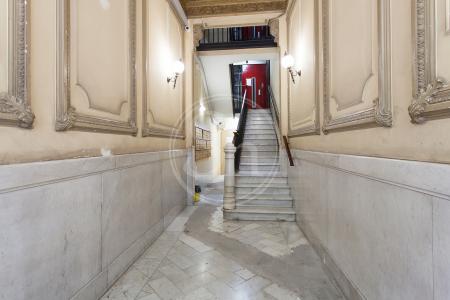 Квартира в Кратковременная аренда в Barcelona Aragó - Calabria (until 15th May)