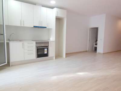Excelente piso reformado en Sants Montjuïc, Barcelona.