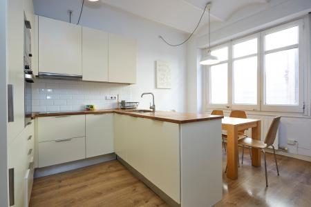Aluguel de apartamento familiar na rua General Castaños com Pla de Palau