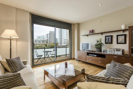 Appartement te huur in Barcelona Selva De Mar - Ramón Turró (parking Opcional)