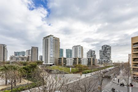 Appartement te huur in Barcelona Selva De Mar - Ramón Turró (parking Opcional)