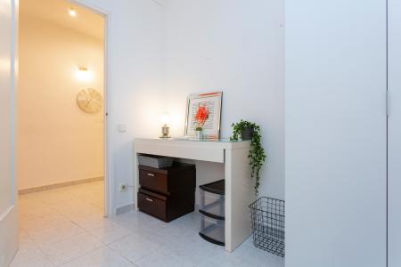 Appartement te huur in Barcelona Quintana - Plaza Real (min 6 Meses)